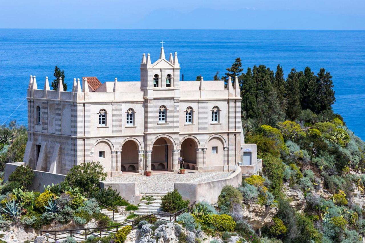 Solmaris Tropea Rooms & Suites Ngoại thất bức ảnh